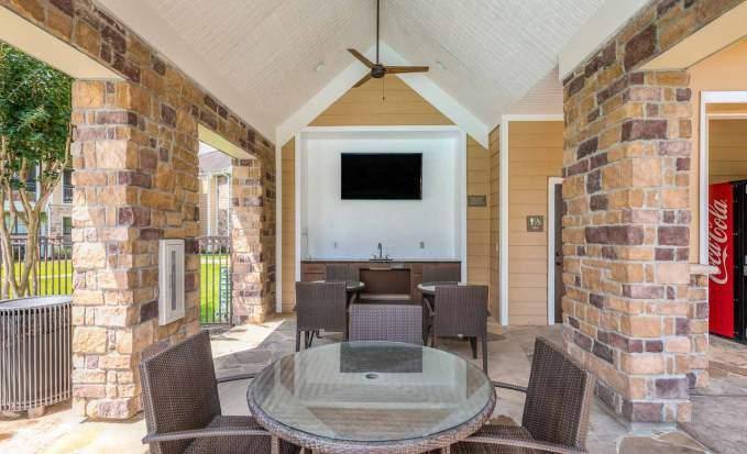 Apartment for rent at 8300 Red Bluff Rd #2174, Pasadena, TX 77507