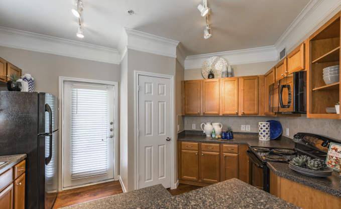 Apartment for rent at 12400 Shadow Creek Parkway, Pearland, TX 77584