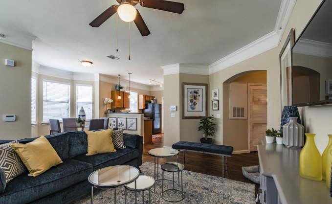 Apartment for rent at 12400 Shadow Creek Parkway, Pearland, TX 77584