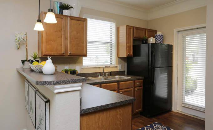 Apartment for rent at 12400 Shadow Creek Parkway, Pearland, TX 77584