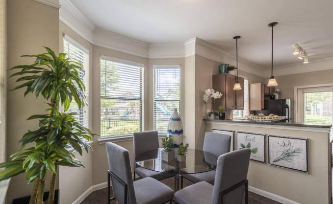 Apartment for rent at 12400 Shadow Creek Parkway, Pearland, TX 77584