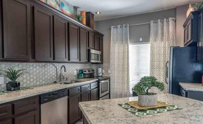 Apartment for rent at 10000 Broadway St, Pearland, TX 77584