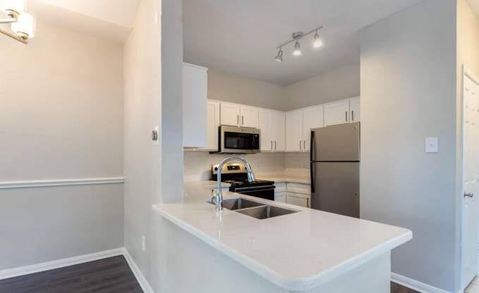 Apartment for rent at 8787 Woodway Dr #2174, Houston, TX 77063