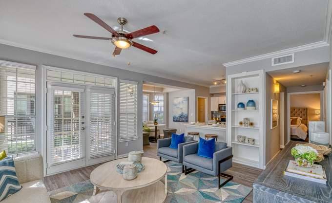 Apartment for rent at 3805 W Alabama St, Houston, TX 77027