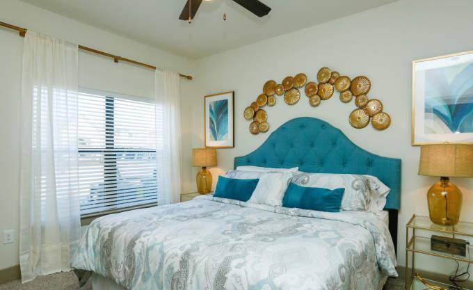 Apartment for rent at 12325 Shadow Creek Parkway #2174, Pearland, TX 77584