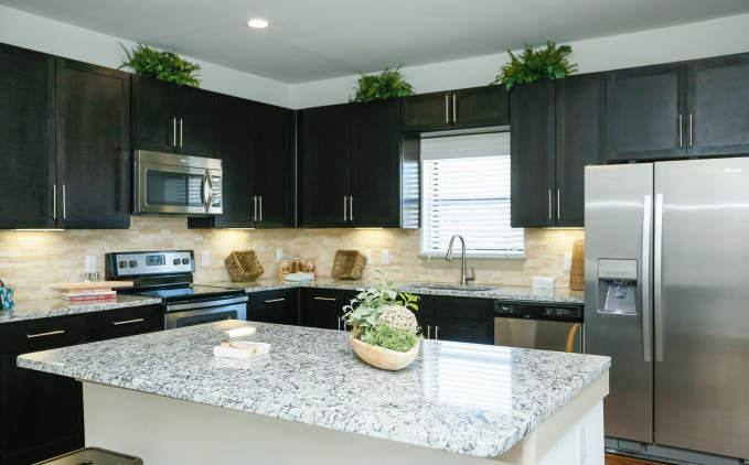 Apartment for rent at 12325 Shadow Creek Parkway #2174, Pearland, TX 77584