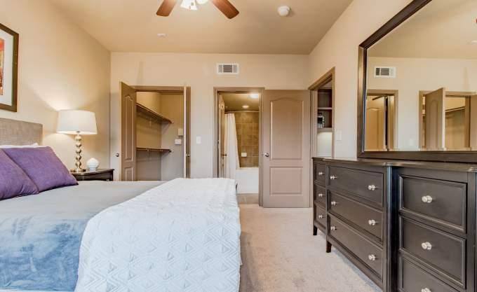 Apartment for rent at 11925 Jones Rd #2174, Houston, TX 77070