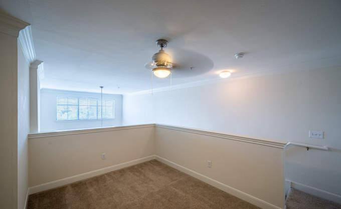 Apartment for rent at 320 Jackson Hill St #2174, Houston, TX 77007
