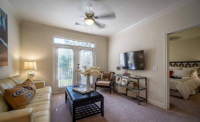 Apartment for rent at 320 Jackson Hill St #2174, Houston, TX 77007