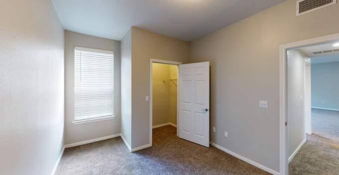 Apartment for rent at 9465 Clearwood Dr, Houston, TX 77075