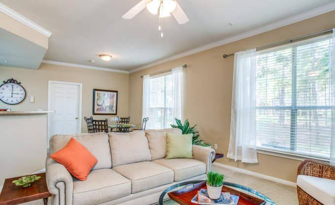 Apartment for rent at 10221 Centrepark Dr #2174, Houston, TX 77043