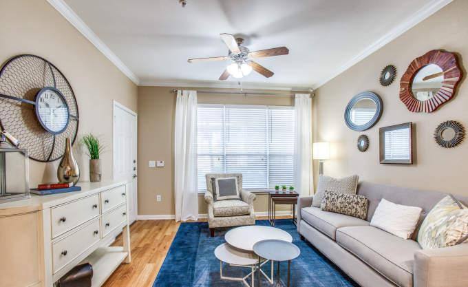 Apartment for rent at 10221 Centrepark Dr #2174, Houston, TX 77043