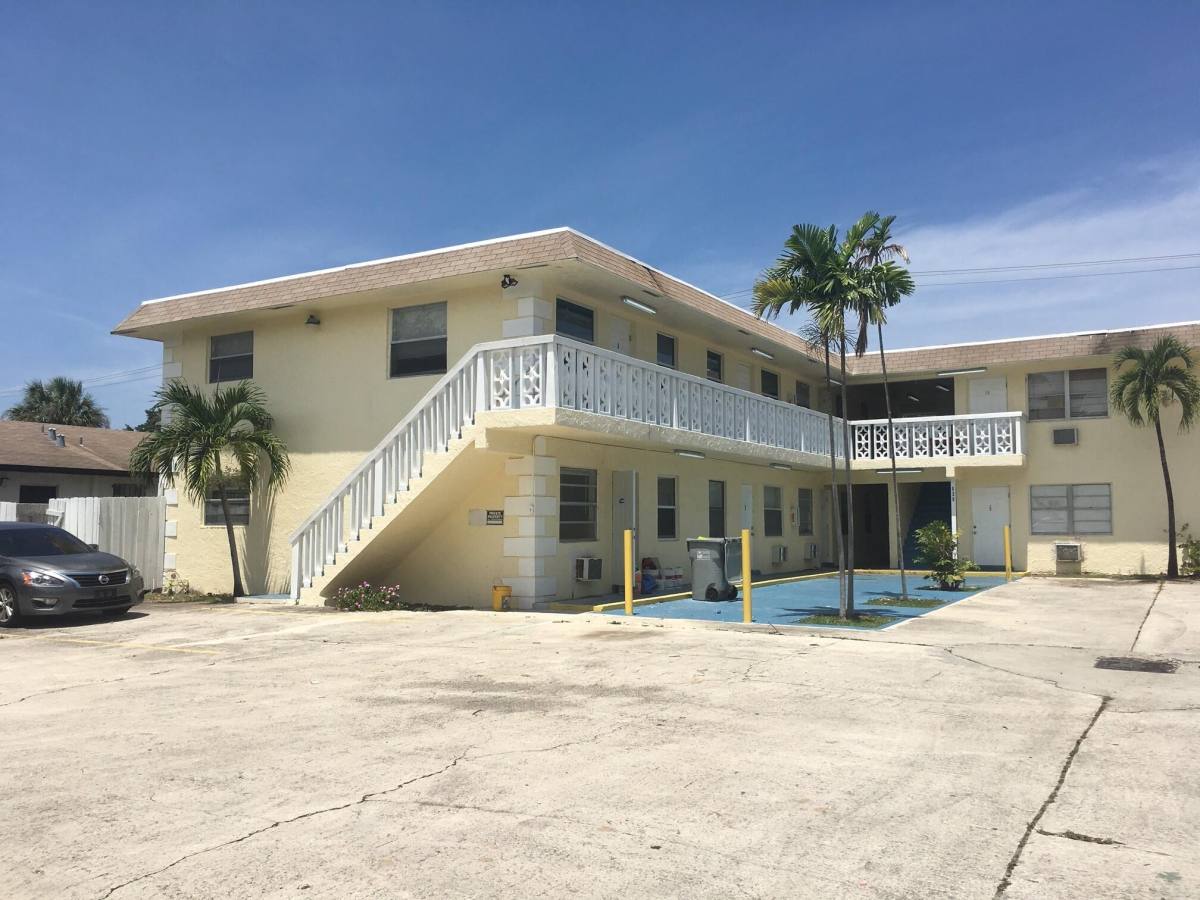 Apartment for rent at 620 NW 8th Ave #9, Pompano Beach, FL 33060