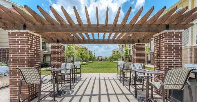 Apartment for rent at 19221 Beechnut Rd, Richmond, TX 77407