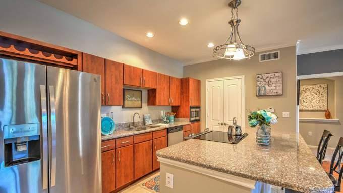 Apartment for rent at 15727 Cutten Rd #2174, Houston, TX 77070
