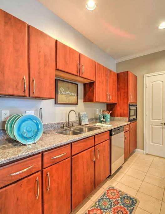 Apartment for rent at 15727 Cutten Rd #2174, Houston, TX 77070