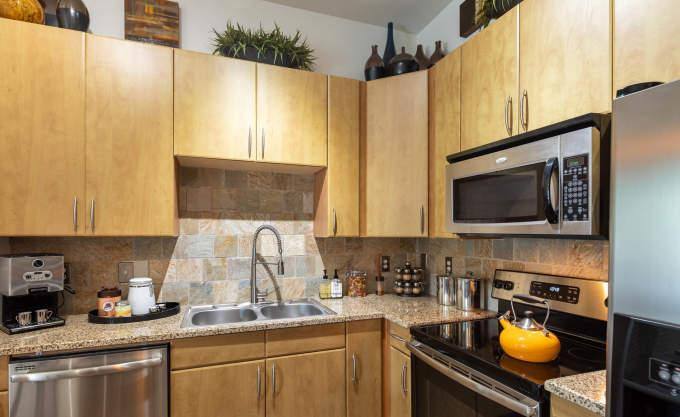 Apartment for rent at 2727 W 18th St #2174, Houston, TX 77008