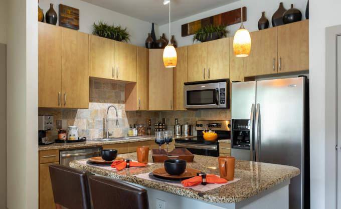 Apartment for rent at 2727 W 18th St #2174, Houston, TX 77008