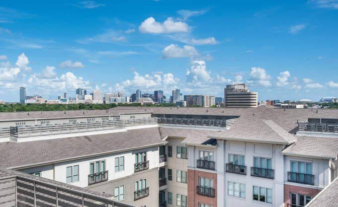 Apartment for rent at 2630 Bissonnet St, Houston, TX 77005
