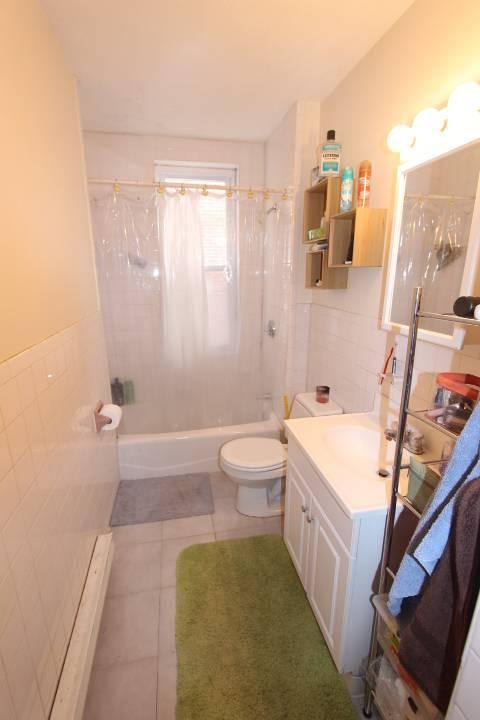 Apartment for rent at 23 Elm St #3, Cambridge, MA 02139