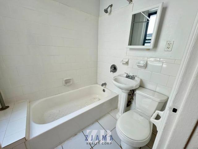 Apartment for rent at 647 Prospect Place #9, Brooklyn, NY 11216