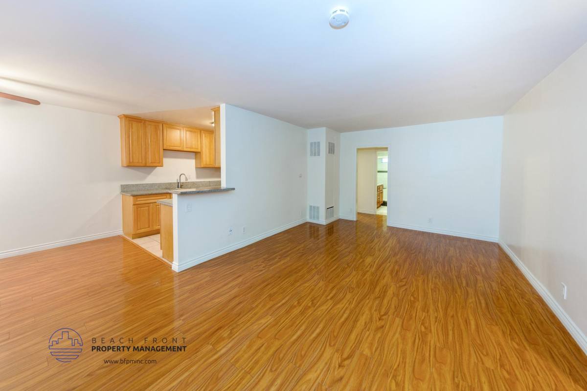 Apartment for rent at 740 S St Andrews Place #12, Los Angeles, CA 90005