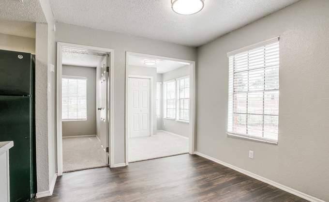 Apartment for rent at 6011 Oakland Hills Dr #2121, Fort Worth, TX 76112