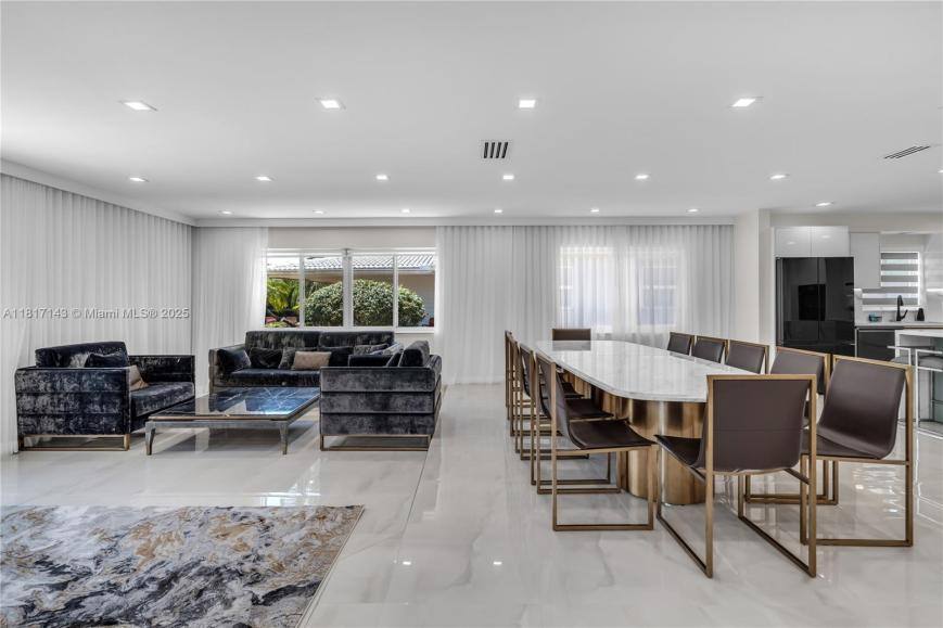House for rent at 1045 Hollywood Blvd, Hollywood, FL 33019