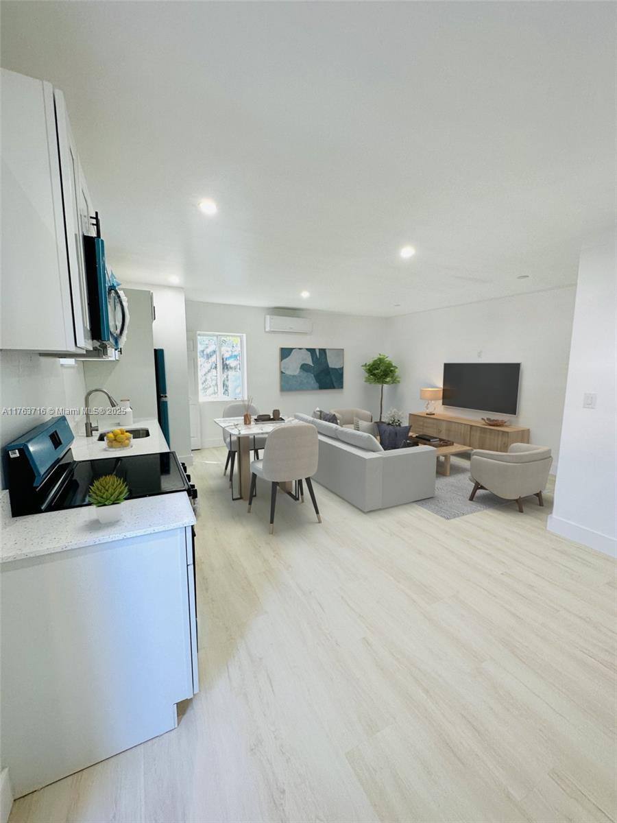 Apartment for rent at 1800 NE 154th St, Miami, FL 33162