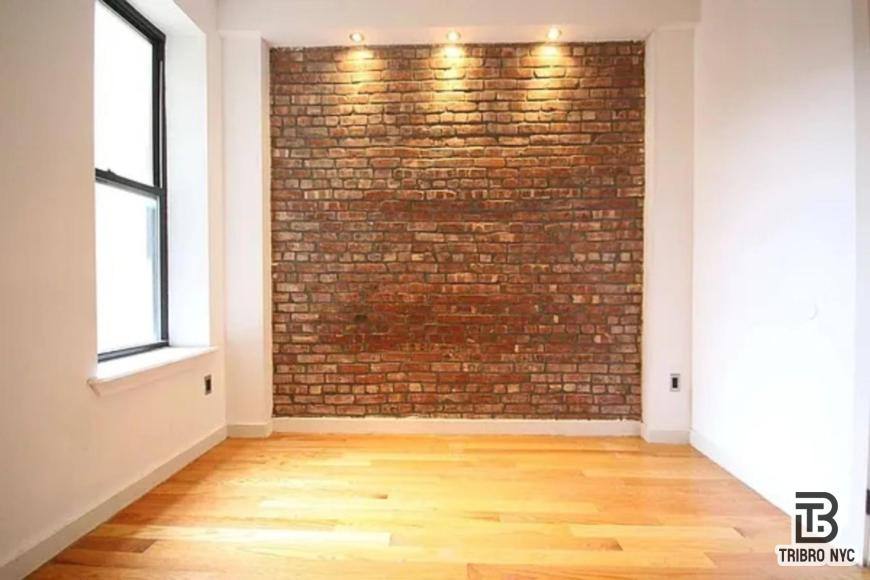 Apartment for rent at 977 Jefferson Ave #1S, Brooklyn, NY 11221