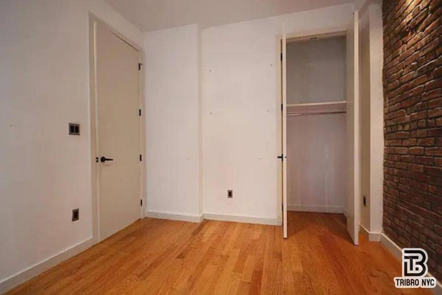 Apartment for rent at 977 Jefferson Ave #1S, Brooklyn, NY 11221