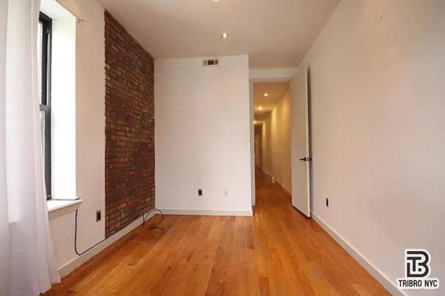 Apartment for rent at 977 Jefferson Ave #1S, Brooklyn, NY 11221