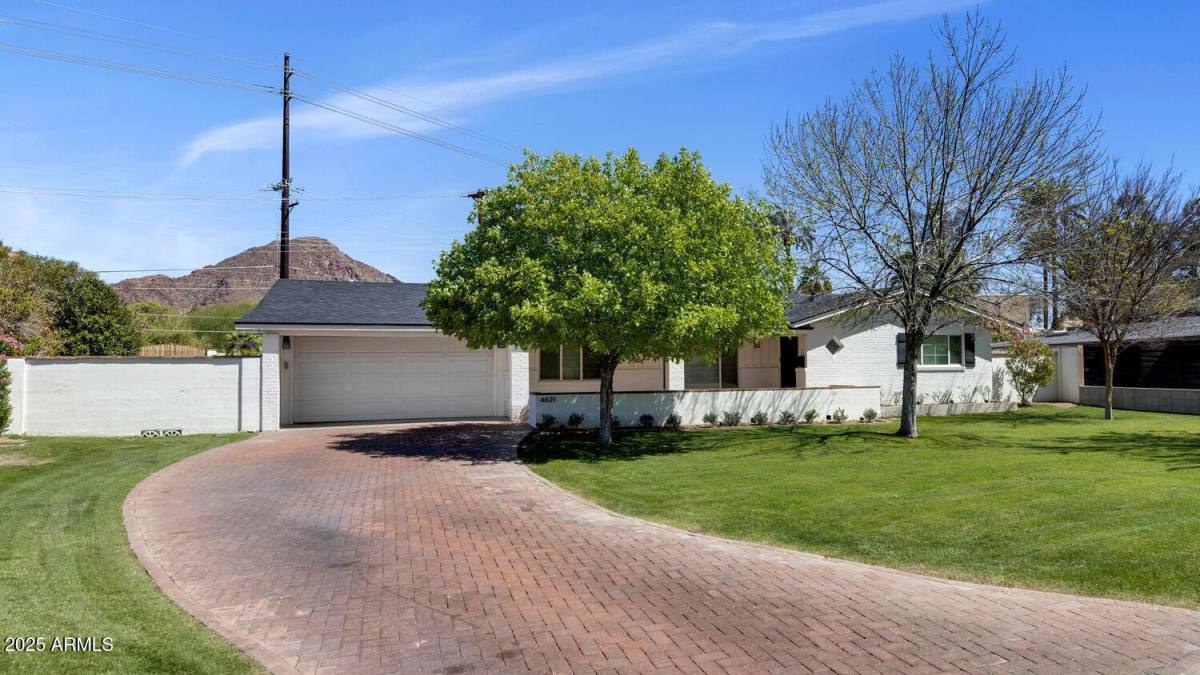 House for rent at 4621 N 43rd St, Phoenix, AZ 85018