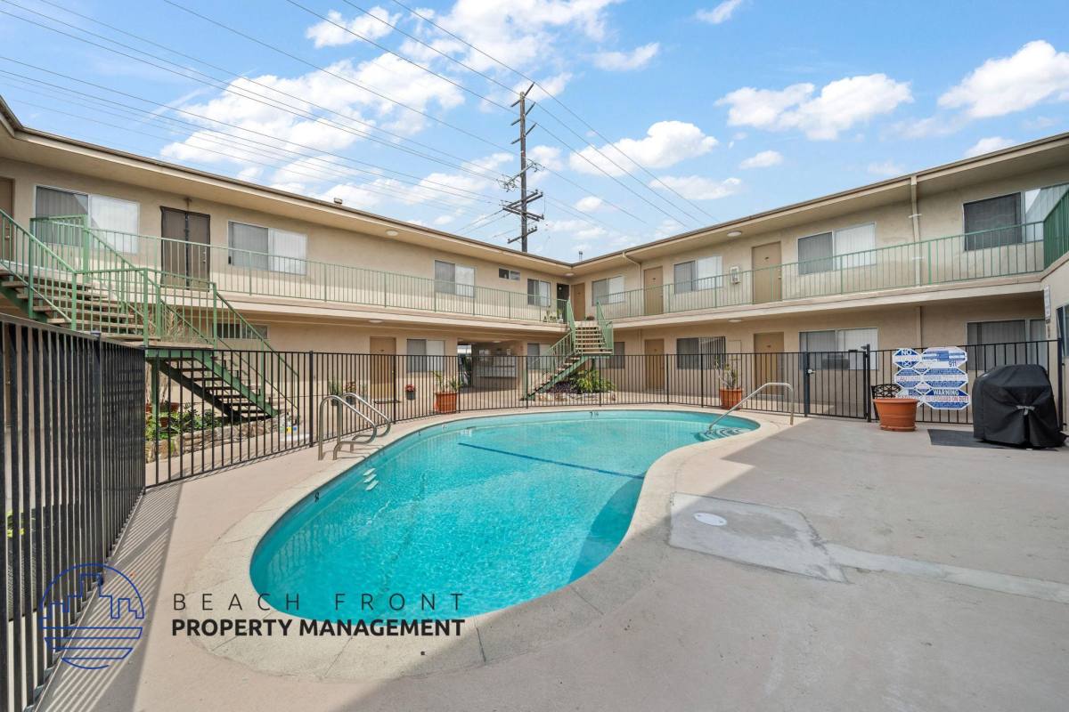 Apartment for rent at Avanti North, 13444-13460 Prairie Ave #44-25, Hawthorne, CA 90250
