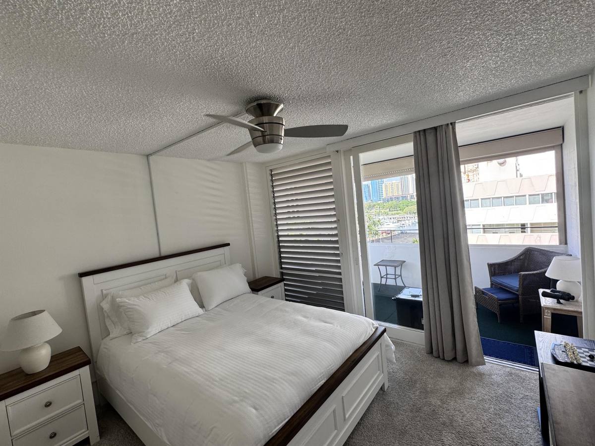 Townhouse for rent at Moana Vista, 1720 Ala Moana Blvd #1009A, Honolulu, HI 96815