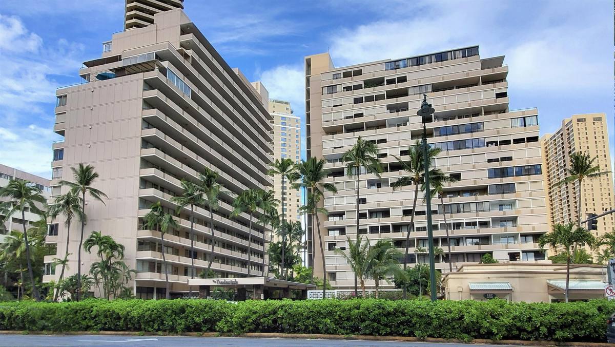 Townhouse for rent at Moana Vista, 1720 Ala Moana Blvd #1009A, Honolulu, HI 96815