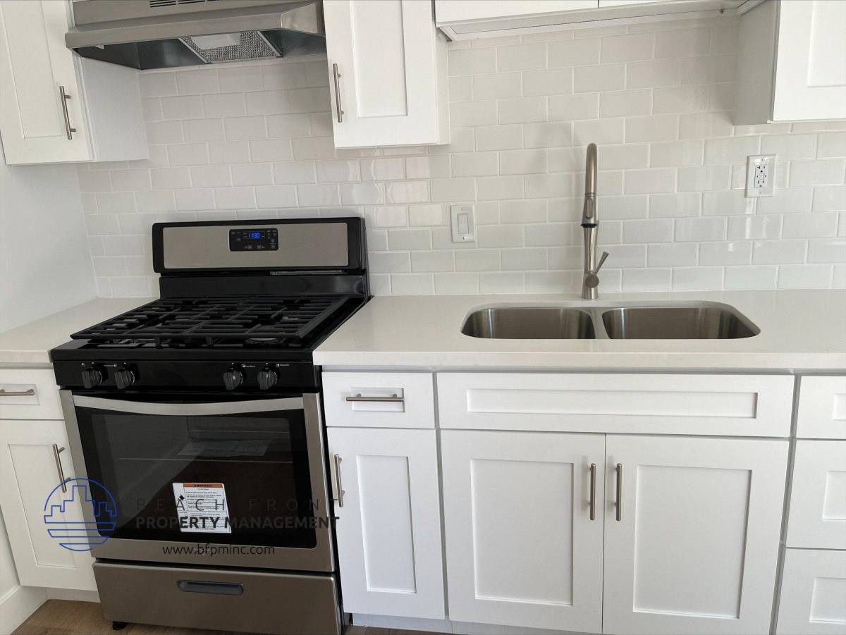 Apartment for rent at 15904 South Vermont Avenue, 15904 S Vermont Ave #4, Gardena, CA 90247