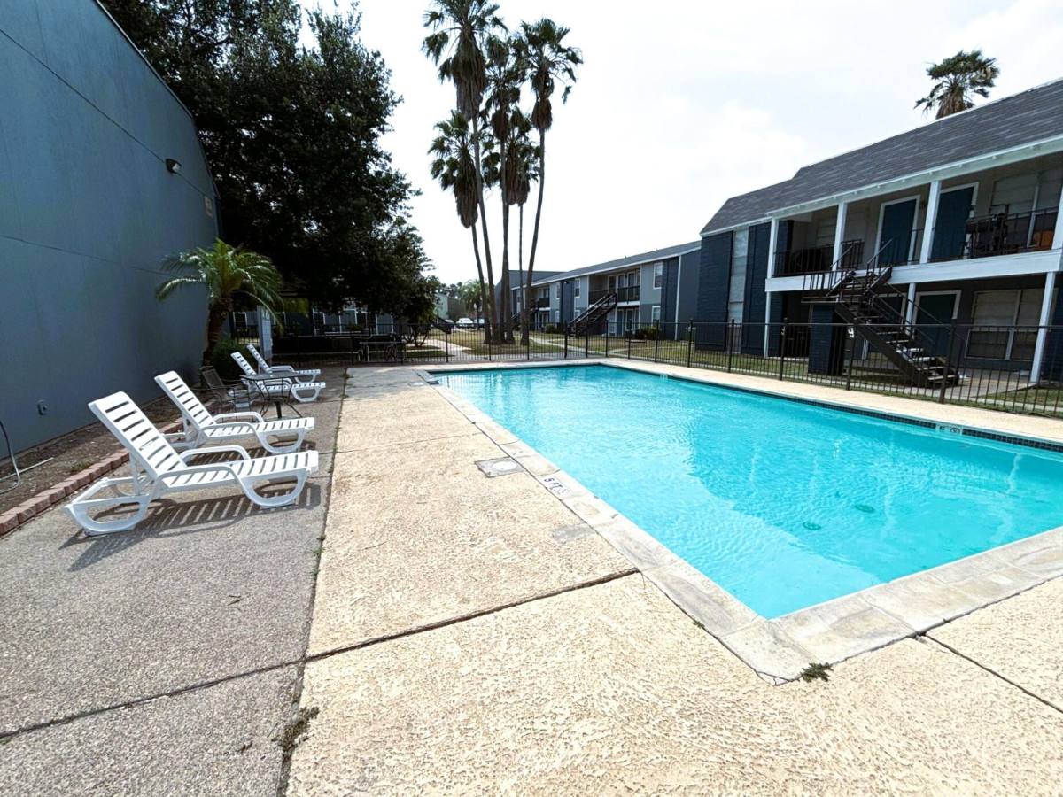 Apartment for rent at Edinburg Place, 1709 W Schunior St, Edinburg, TX 78541
