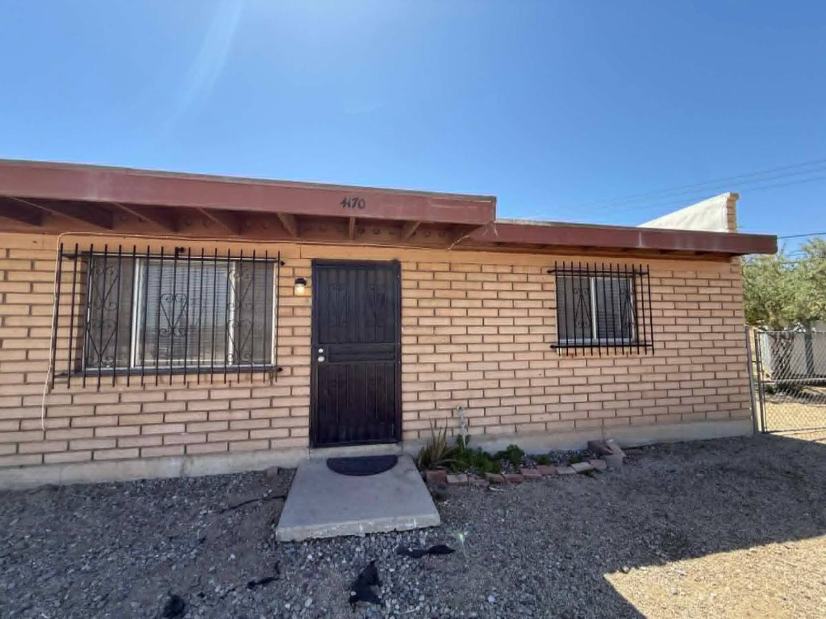Apartment for rent at Alvernon Park, 4170 E 32nd, Tucson, AZ 85711