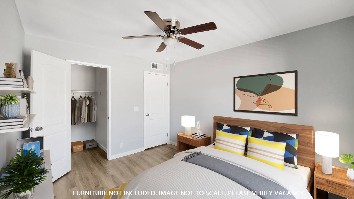 Apartment for rent at 2808 T St #14, Sacramento, CA 95816