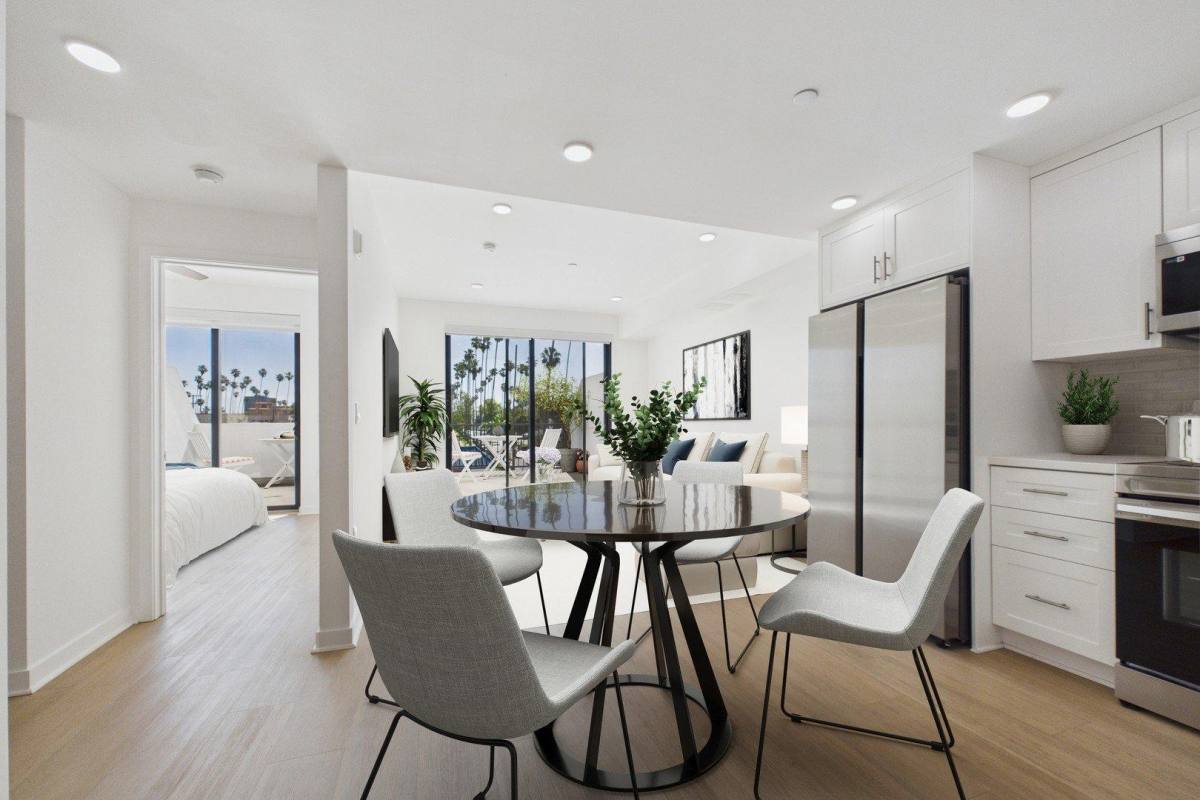 Apartment for rent at 3967 Beverly Blvd #202, Los Angeles, CA 90004