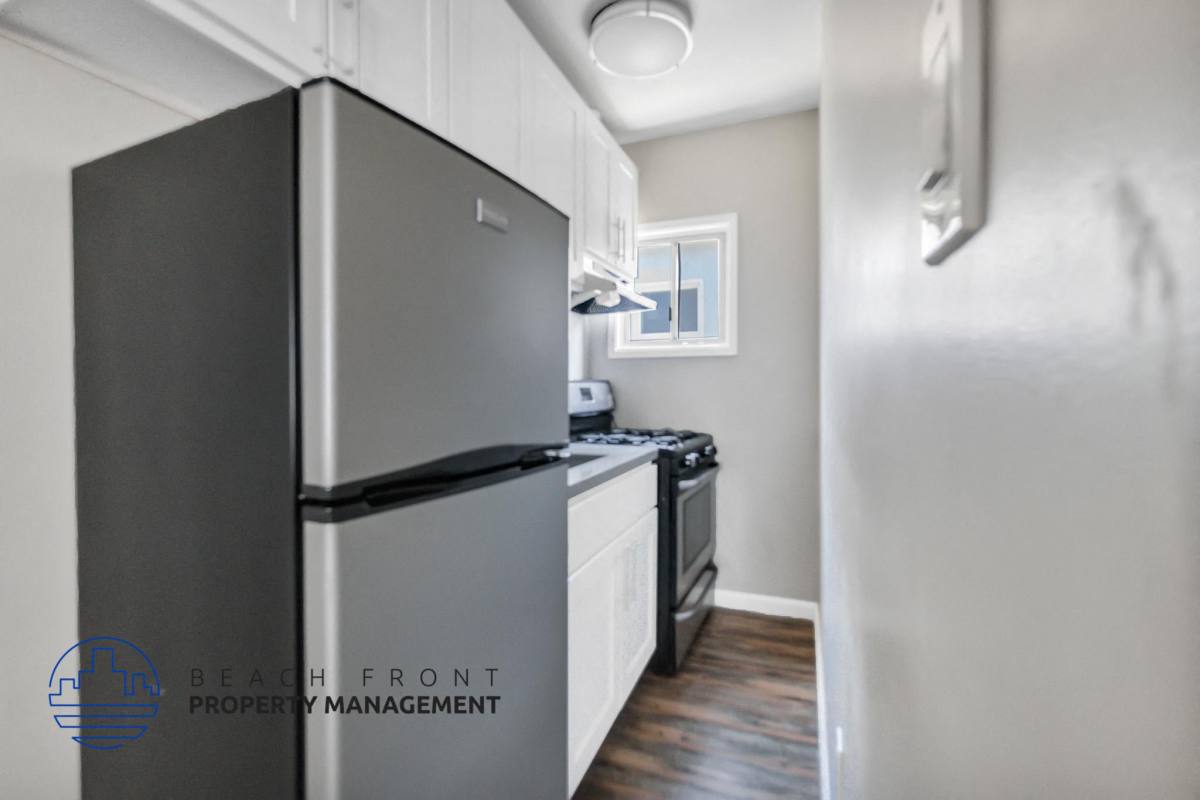 Apartment for rent at 5441 E 2nd St #6, Long Beach, CA 90803