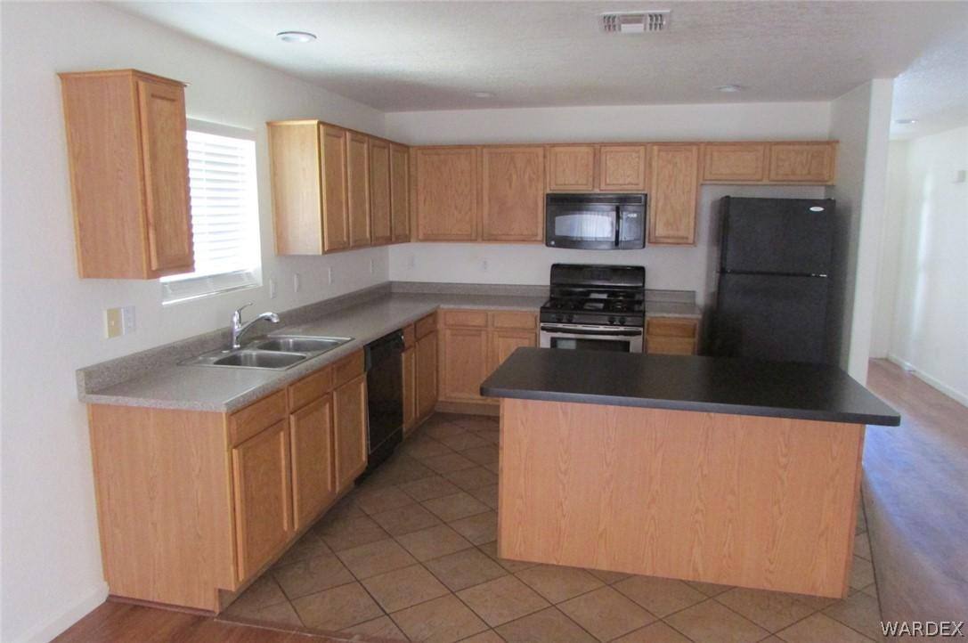House for rent at 432 Harbor Dr, Bullhead City, AZ 86442