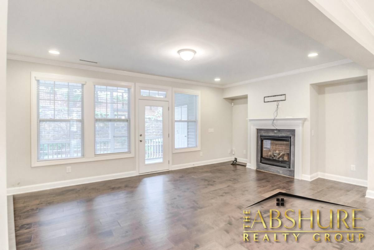 Townhouse for rent at Evans Farm Townhomes, 4240 Vallonia Dr, Cary, NC 27519