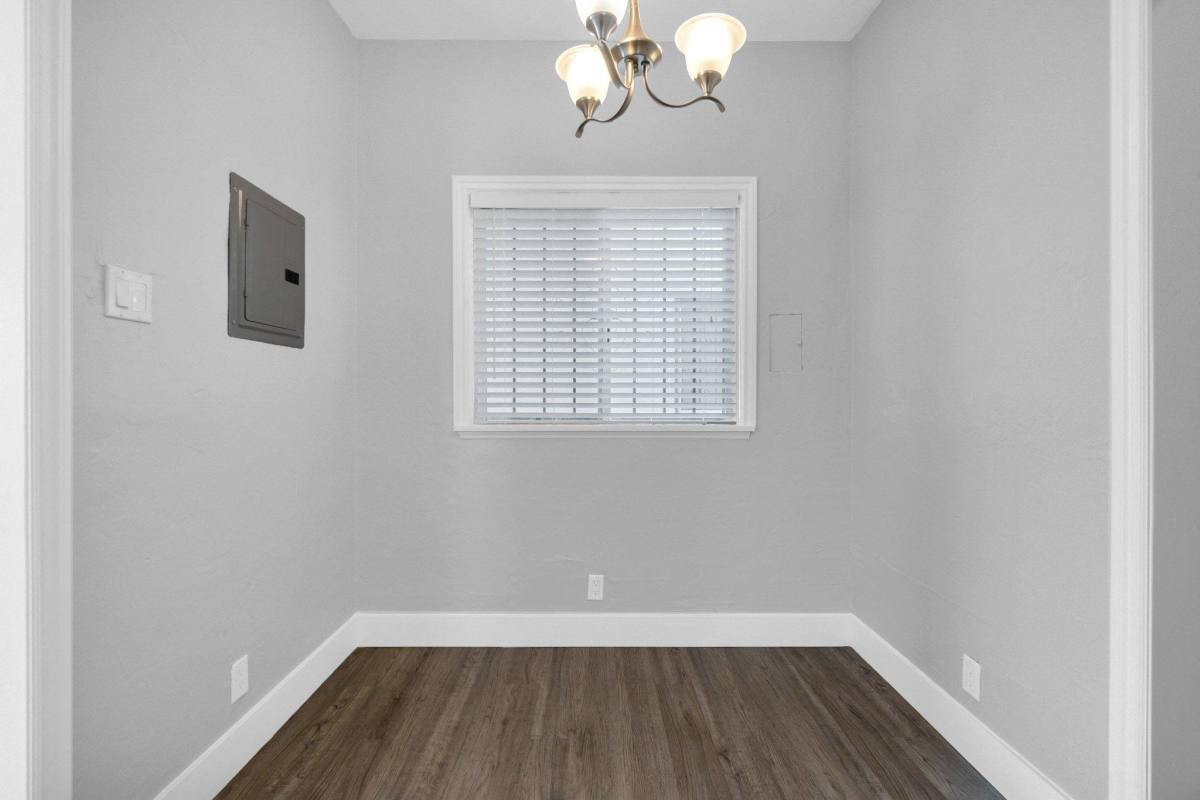 Apartment for rent at 1211 Magnolia Ave #3, Long Beach, CA 90813