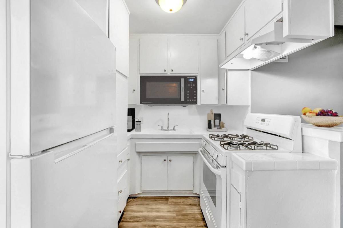 Apartment for rent at Park Vanowen, 12004-12020 Vanowen St #2005, North Hollywood, CA 91605