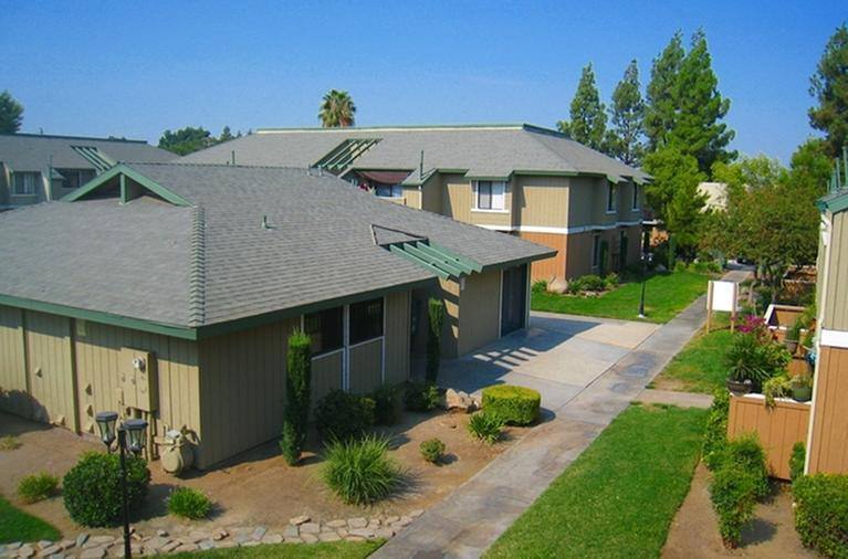 Apartment for rent at Pinewood Place, 5226 E Olive Ave #242, Fresno, CA 93727