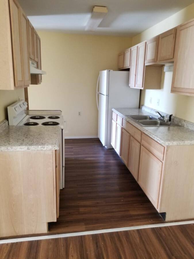 House for rent at 800 Illinois Ave, Jacksonville, IL 62650