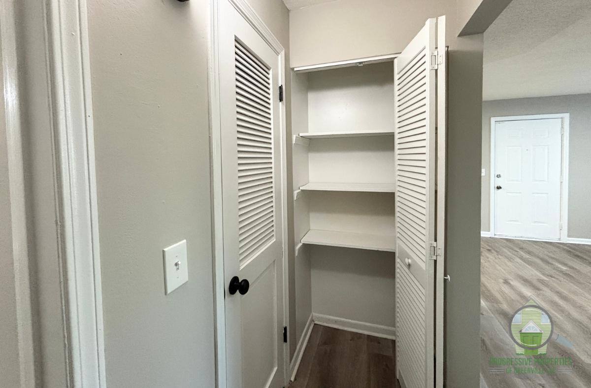 Apartment for rent at Maple Court, 710 N Maple St #23, Simpsonville, SC 29681