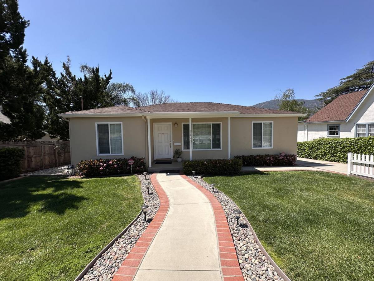 House for rent at 3128 Altura Ave, La Crescenta, CA 91214